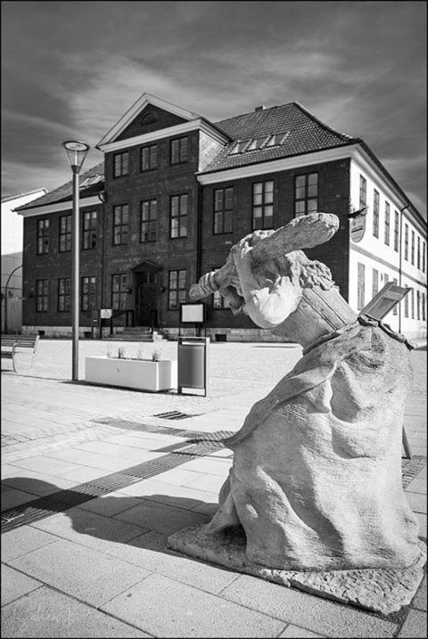 Markt Eins Gaestezimmer Schoppenstedt Exterior photo